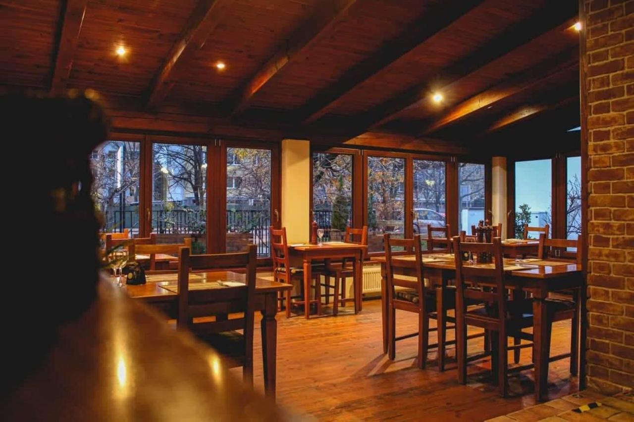 Il Galeone Hotel Stupava Eksteriør bilde